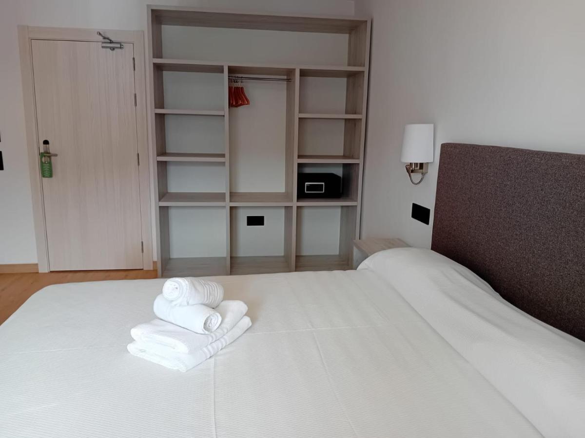 Hotel Costa Brava Roses Extérieur photo